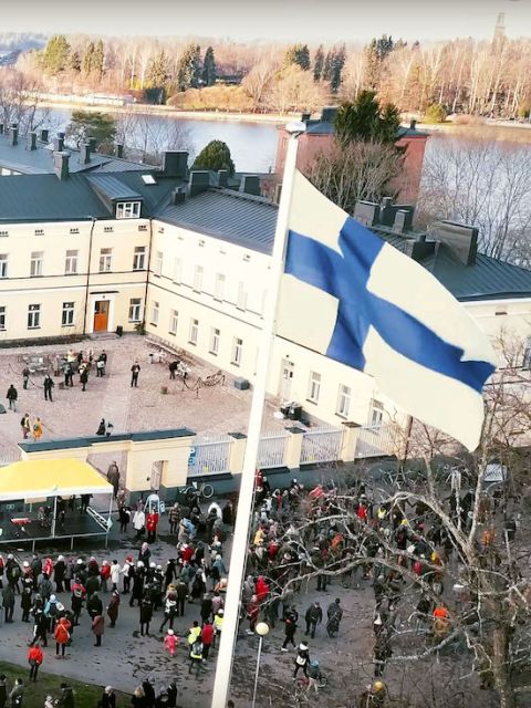 Lapinlahden piha, Muuri